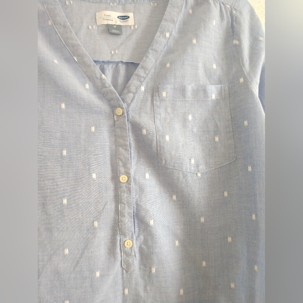 Old Navy Lightweight Summer Tunic Top Shirt Pale Blue Coastal Beach Medium - Picture 2 of 9